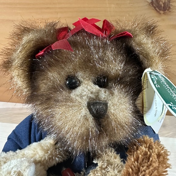 Bearington Bears #1303 "Raining Cats & Dogs" 2002 retired - comes with stand - Picture 4 of 7